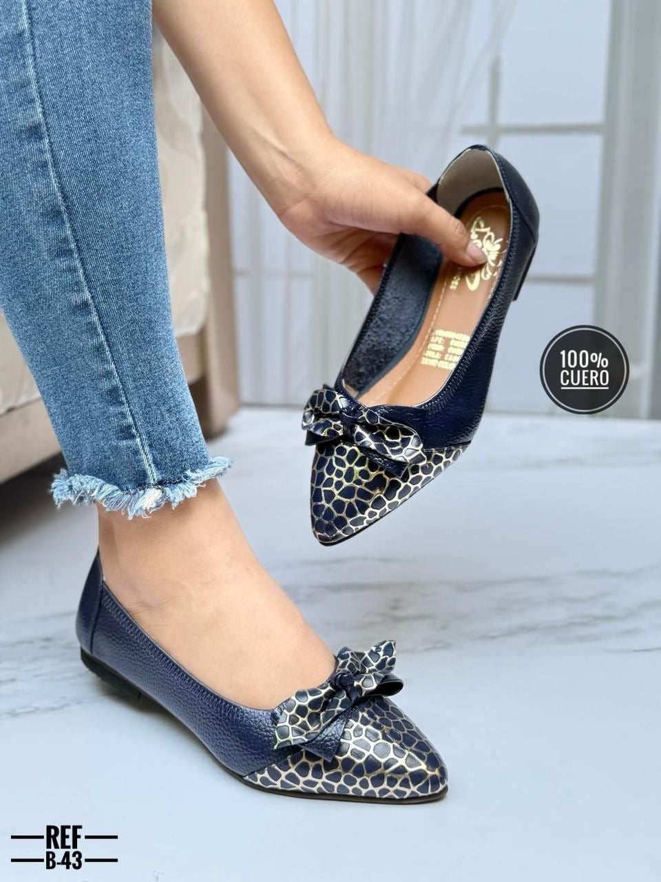 Zapatilla Cuero