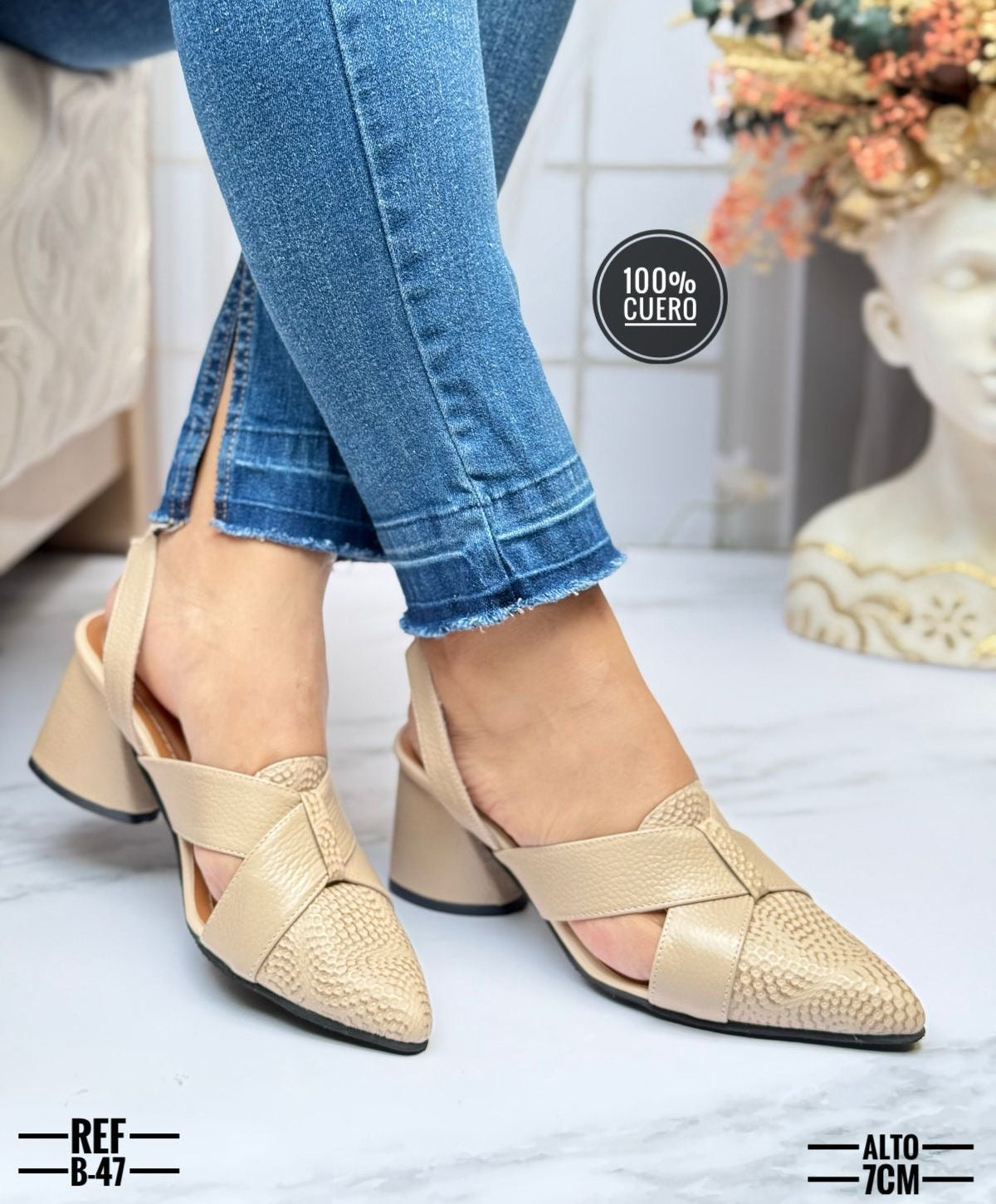 Tacón Cuadrado Cuero