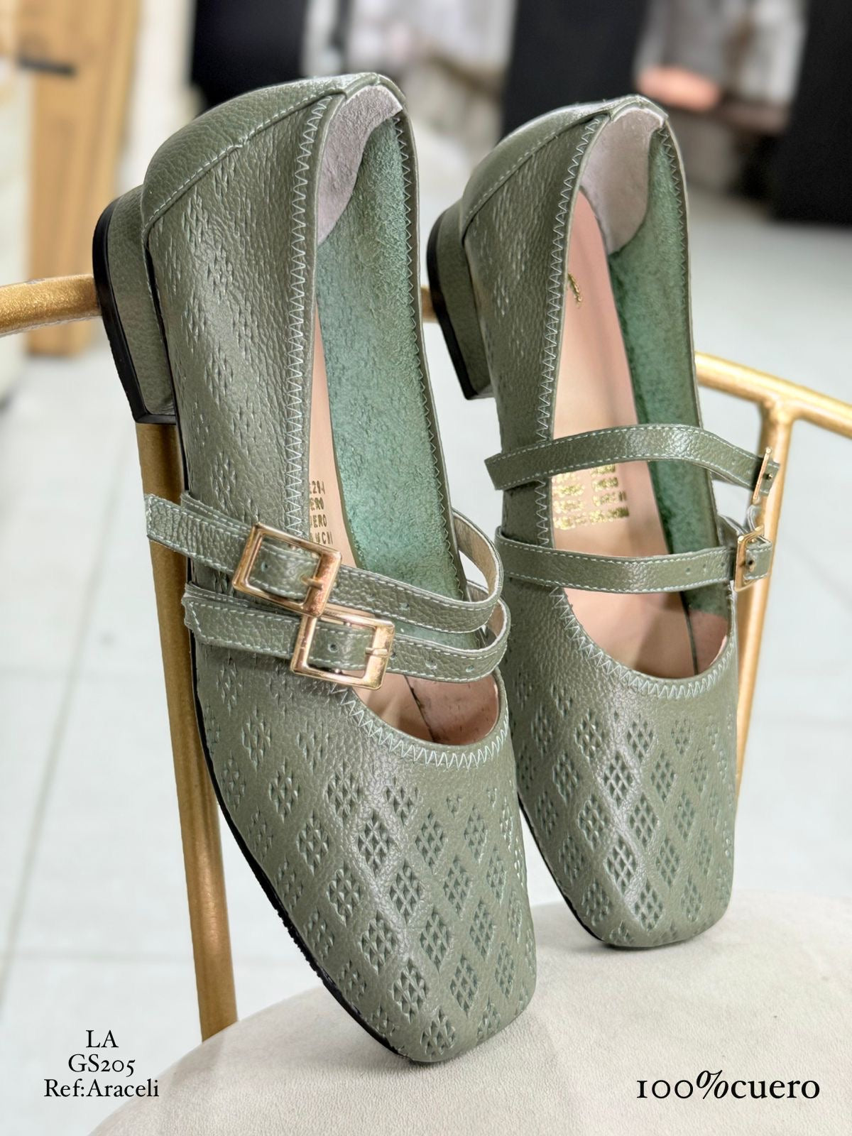 Zapatilla Cuero