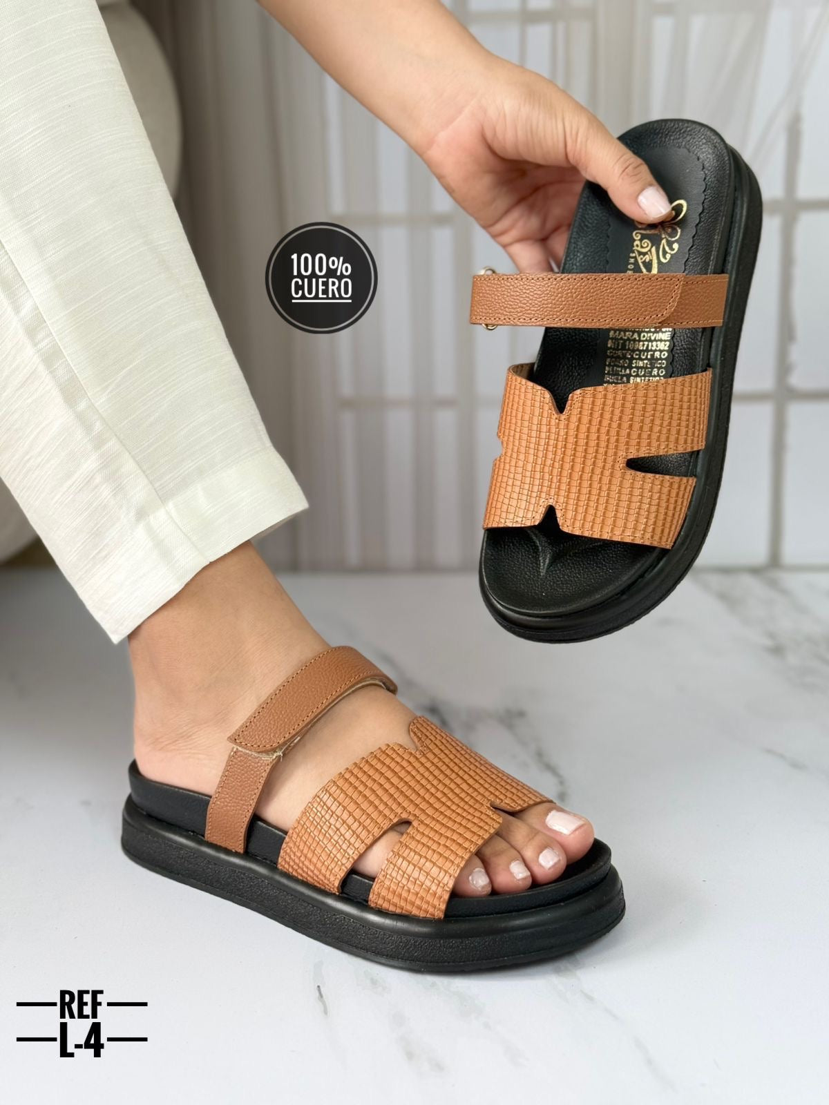Sandalia Cuero