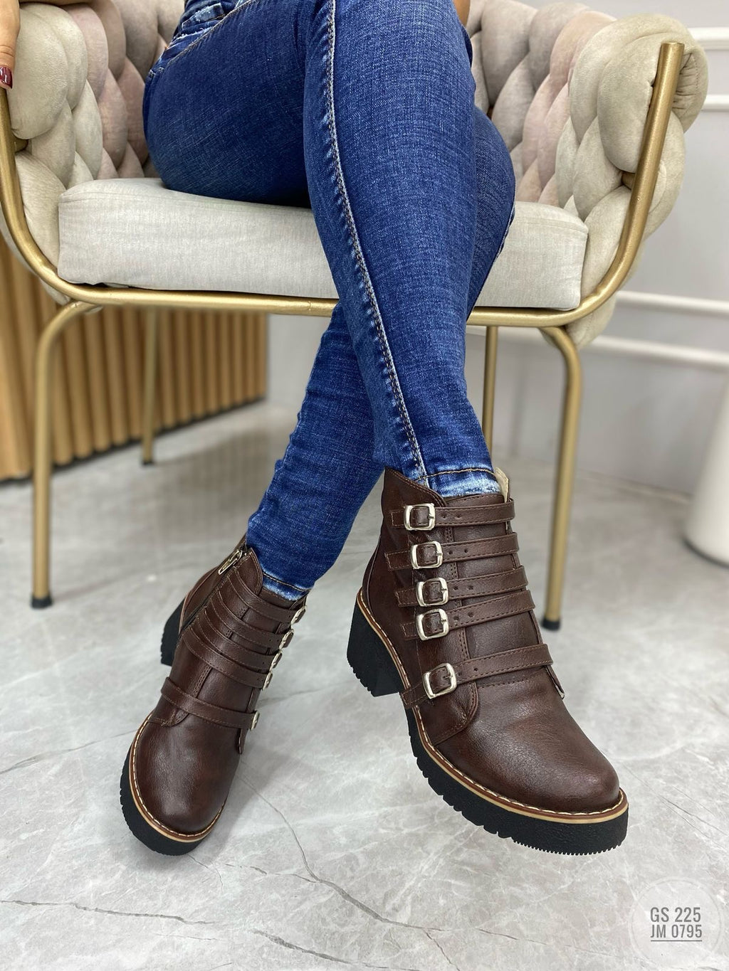 Botas
