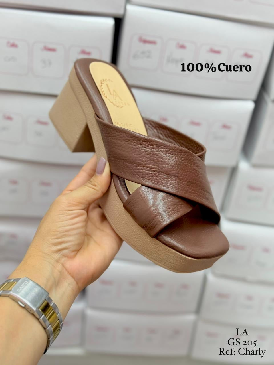Sandalia Cuero