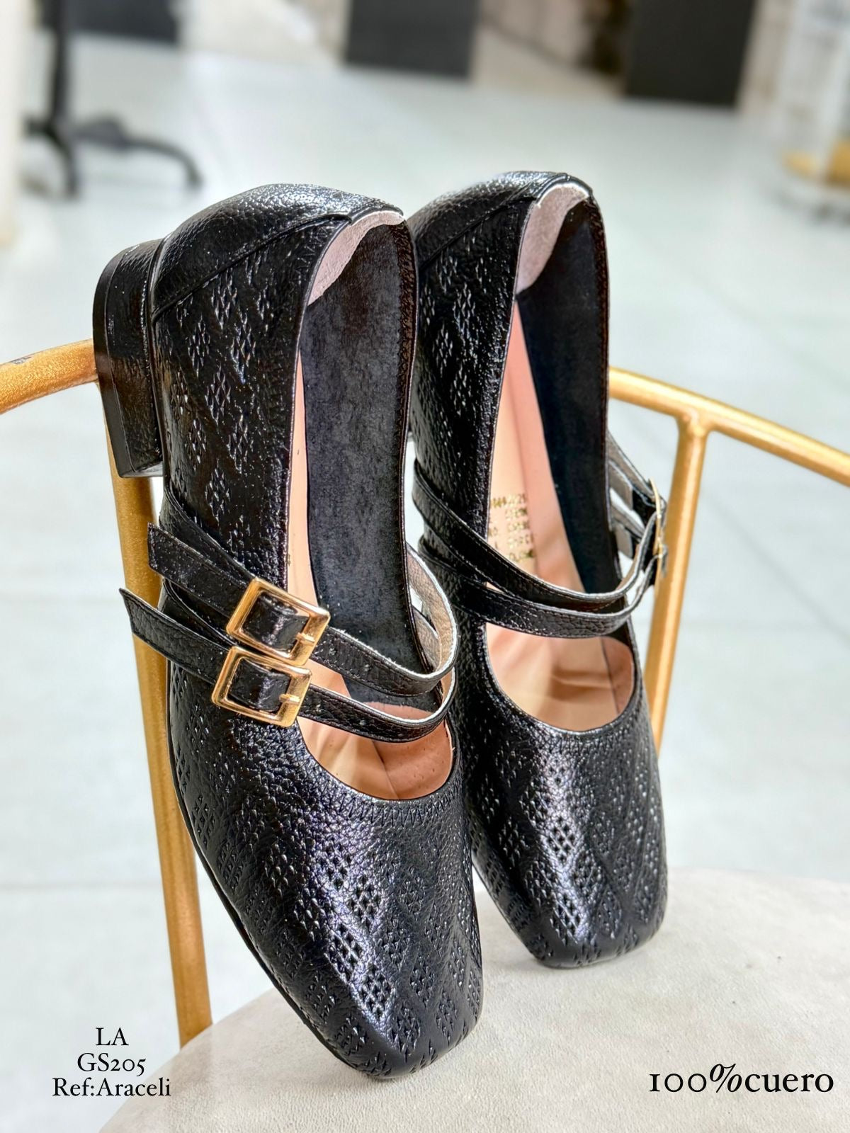 Zapatilla Cuero