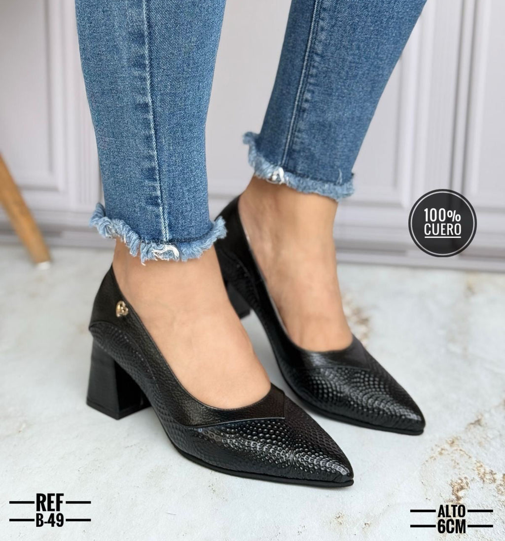 Tacón Cuadrado Cuero