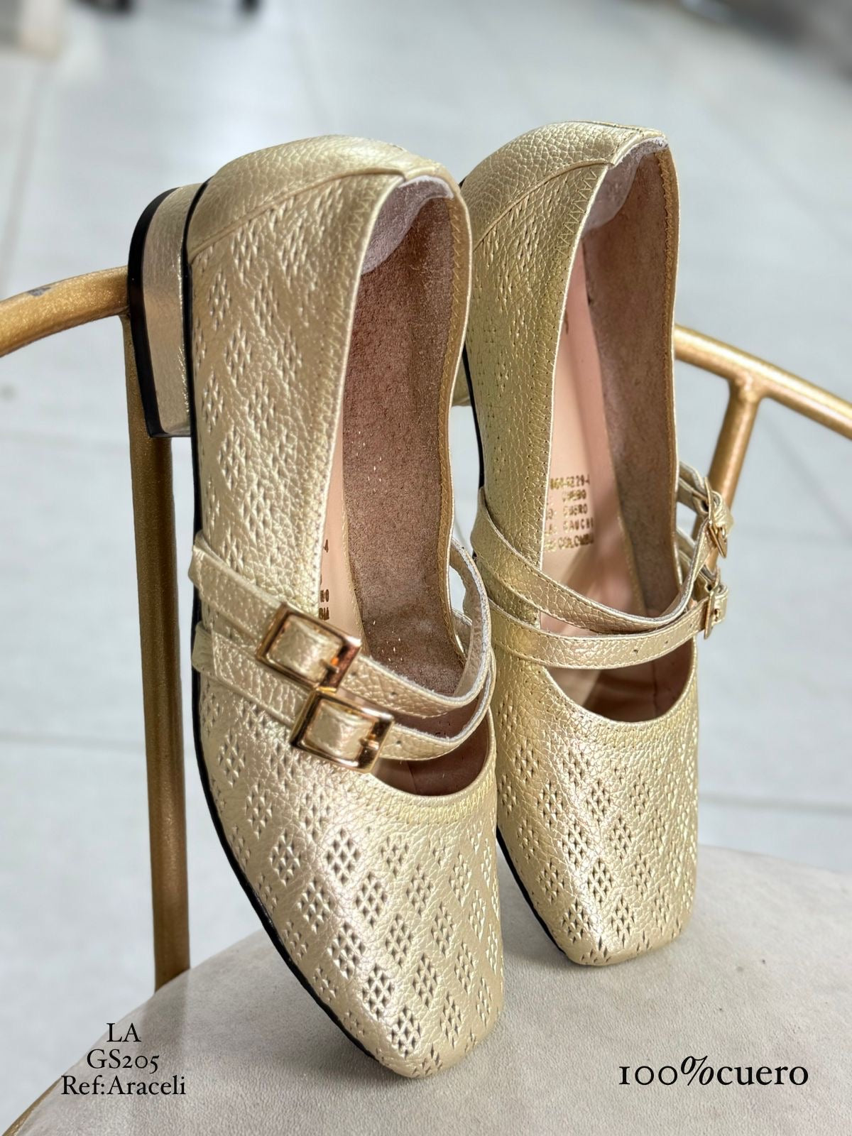 Zapatilla Cuero