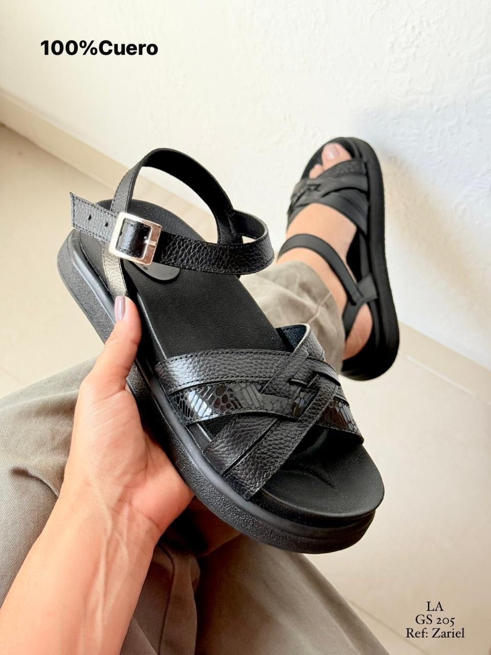 Sandalia Cuero