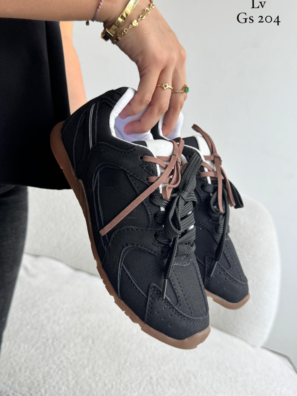 LV